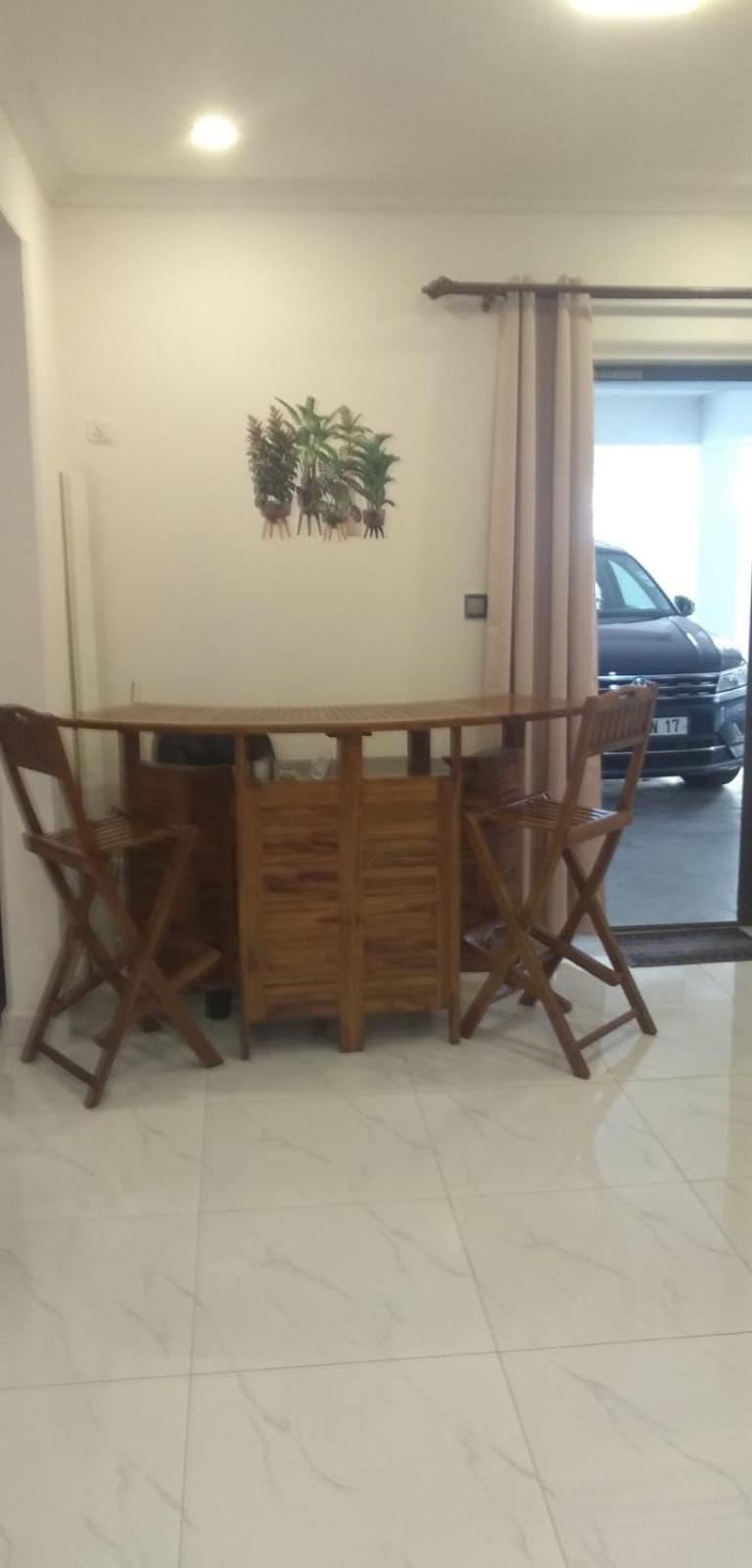 Nayuha Apt B Flic en Flac Bagian luar foto