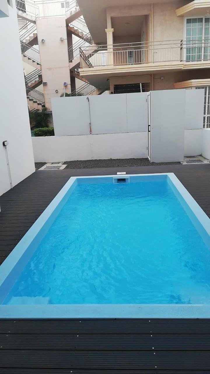 Nayuha Apt B Flic en Flac Bagian luar foto