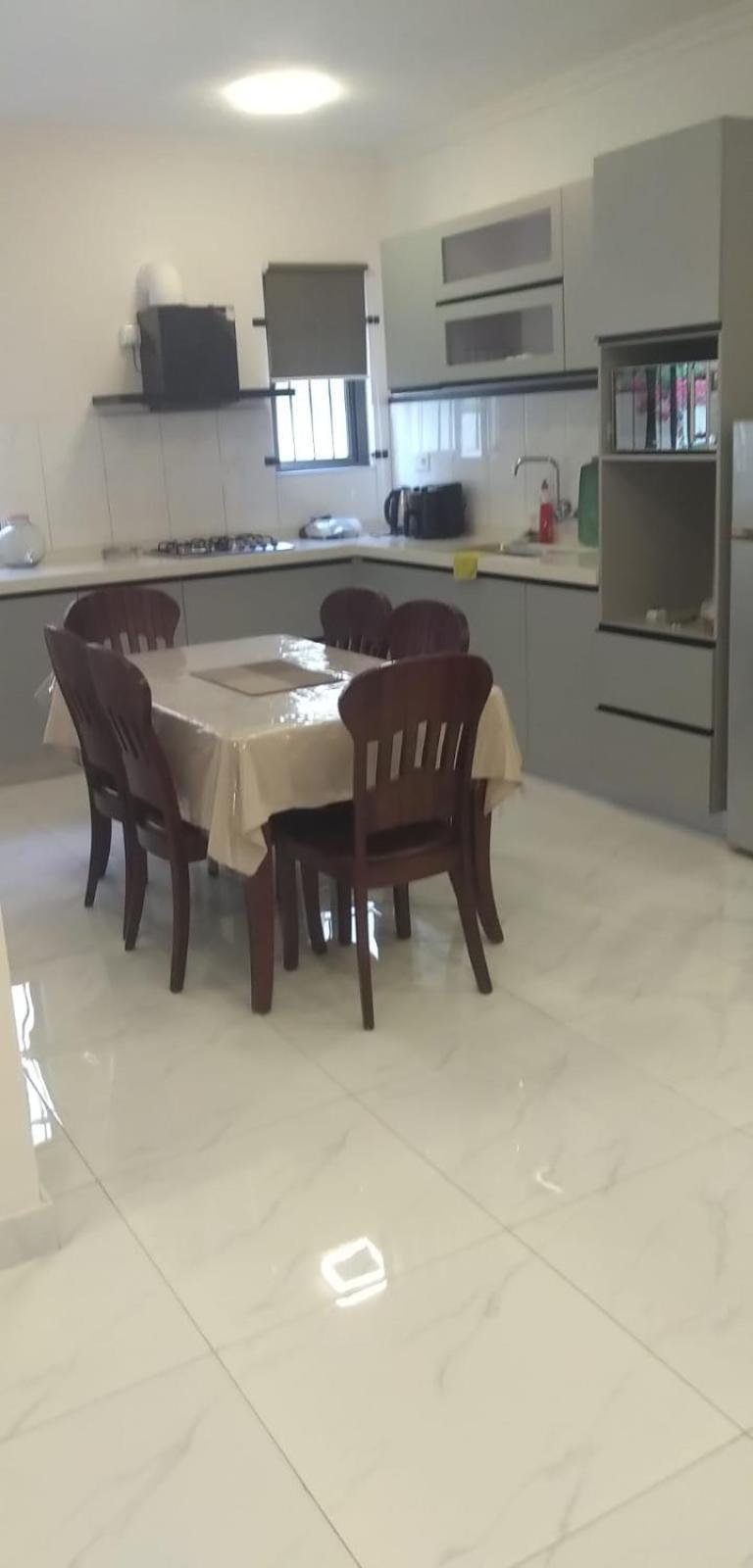 Nayuha Apt B Flic en Flac Bagian luar foto